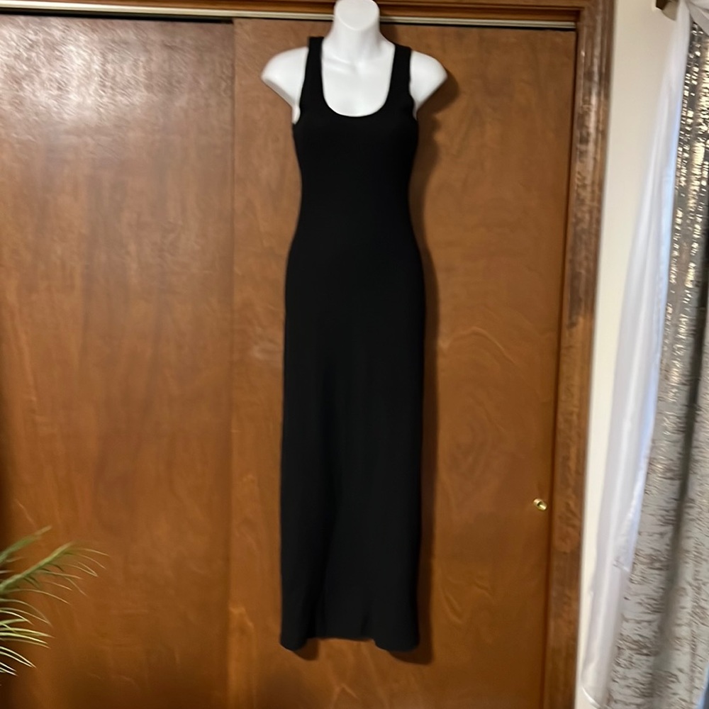 Black Maxi Ribbed Tank Dress 🖤 - Picture 4 of 12